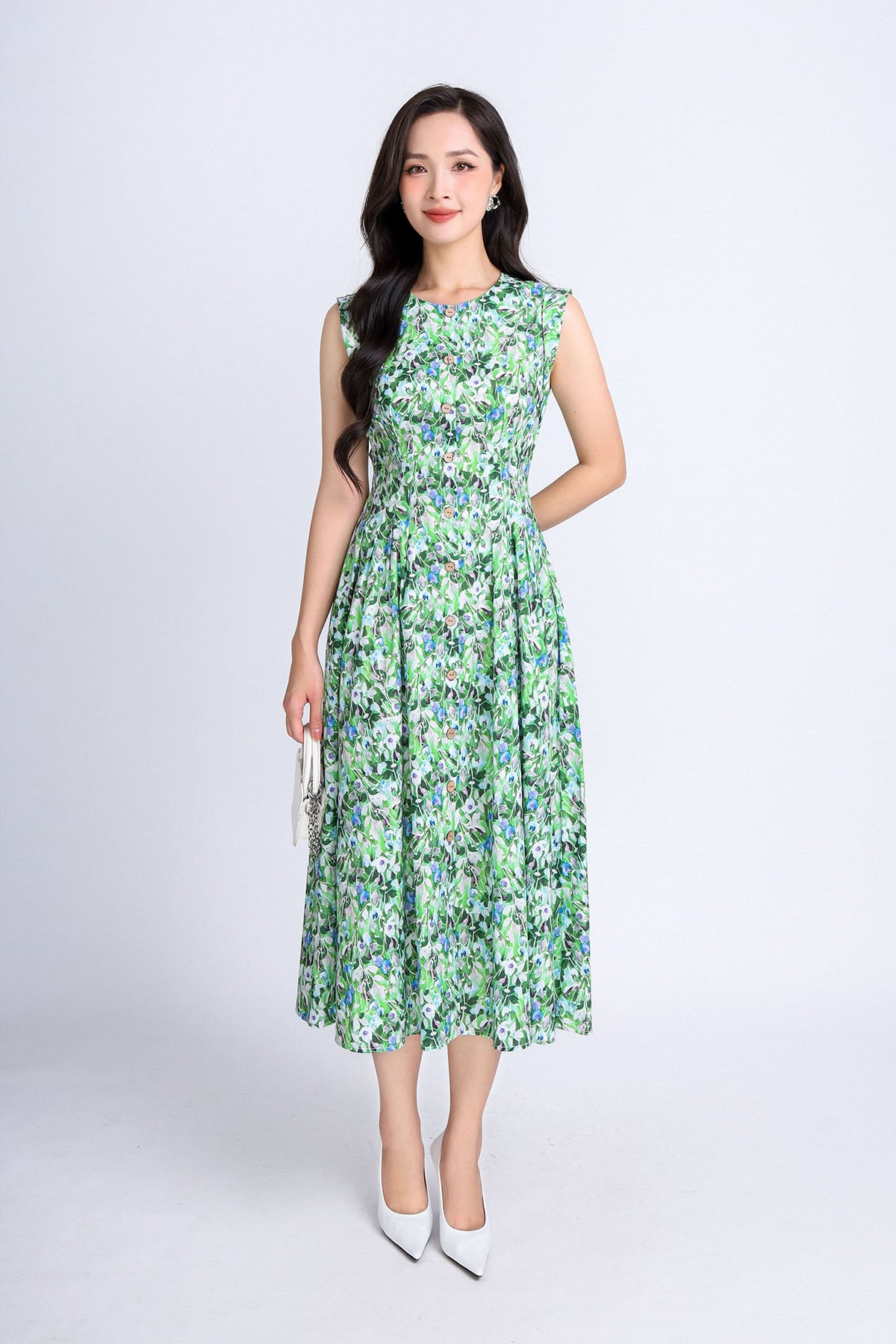 FDP33288 -  Đầm dạo phố vải thô dáng xoè có lót vải habutai cổ tròn vai chờm thân phối cúc gỗ trang trí khoá thân sau - PANTIO