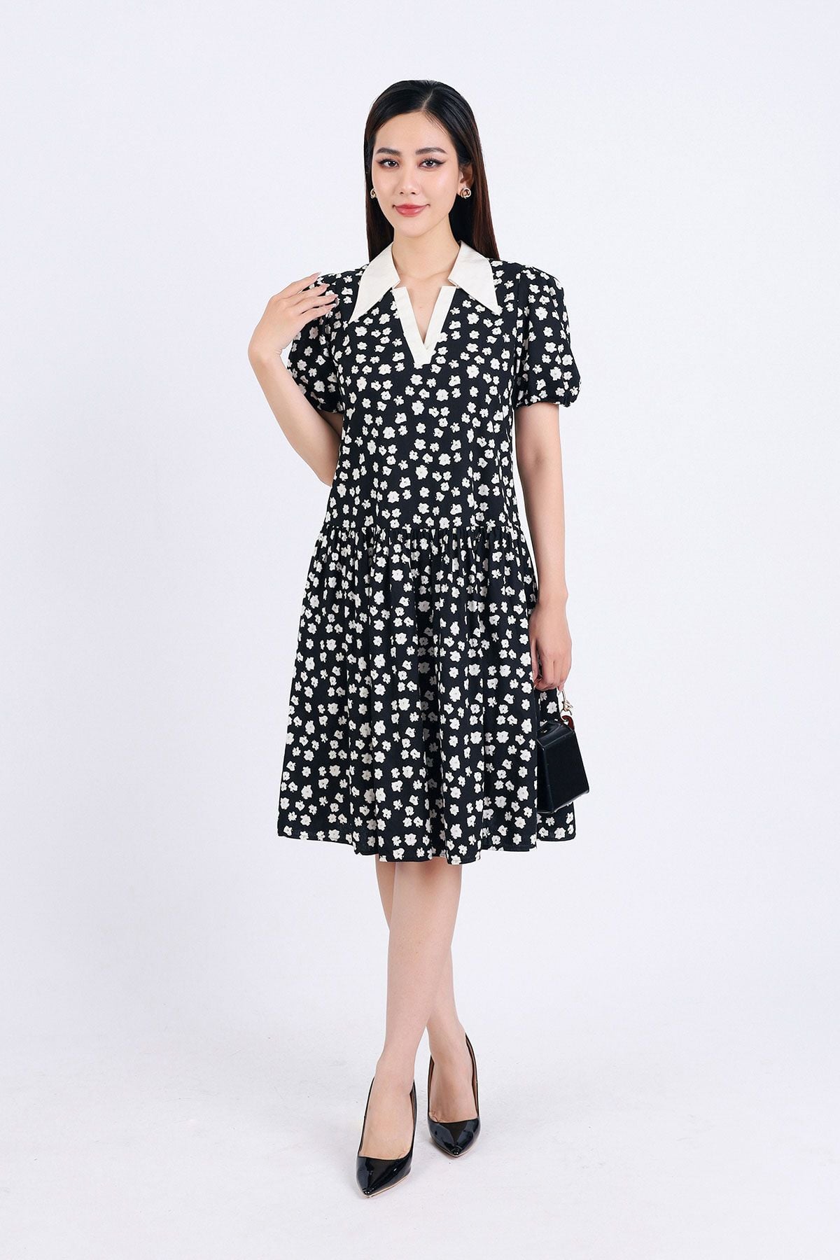 FDP33339 - Đầm dạo phố vải thô kate dáng suông cổ đức xẻ chữ V tay bồng thân váy nhún tầng tạo kiểu - PANTIO