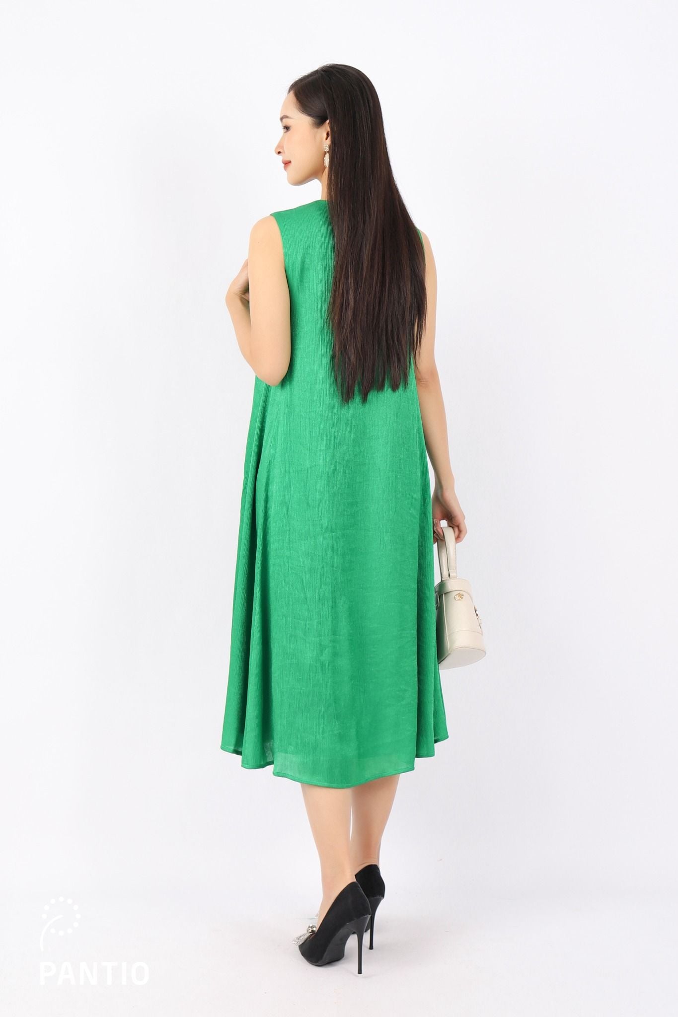 FDP53043 - Đầm dạo phố vải tơ dáng Xoè cổ tròn xẻ V phối họa tiết thêu trang trí - PANTIO