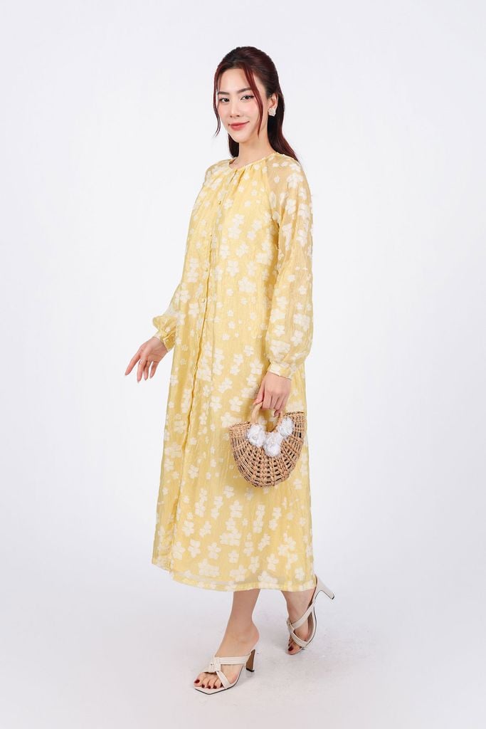 FDP53363 - Đầm dạo phố vải tơ hoạ tiết hoa thời trang dáng suông cổ tròn tay dài cài khuy trước - PANTIO