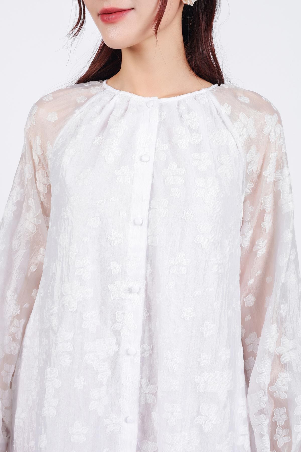 FDP53363 - Đầm dạo phố vải tơ hoạ tiết hoa thời trang dáng suông cổ tròn tay dài cài khuy trước - PANTIO