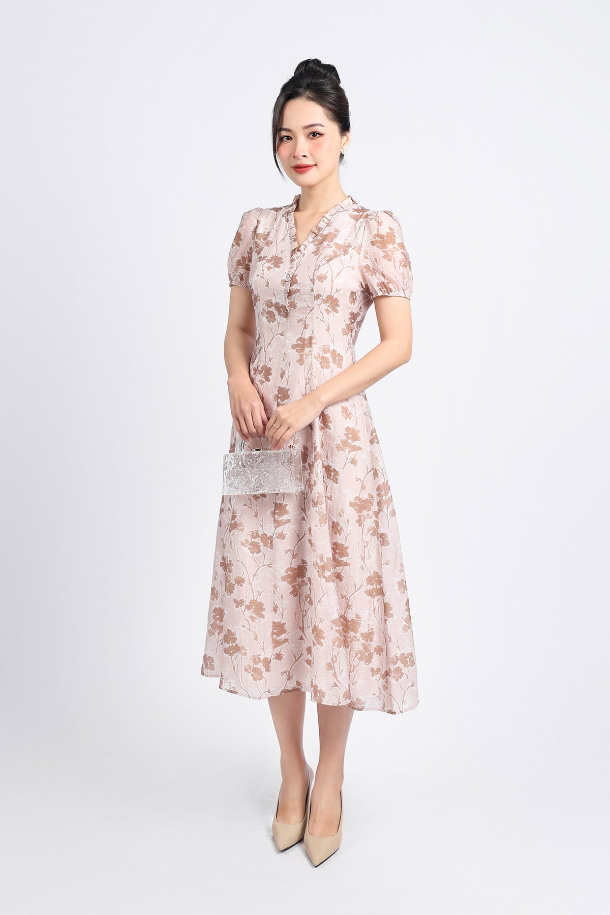 FDP53411 - Đầm dạo phố vải tơ hoa dáng suông cổ xẻ V phối viền ren tay bồng nhẹ khoá thân sau - PANTIO