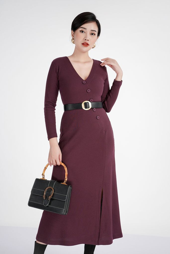 Đầm len dáng xuông, cúc ngực, xẻ tà trước FDP72825 - PANTIO