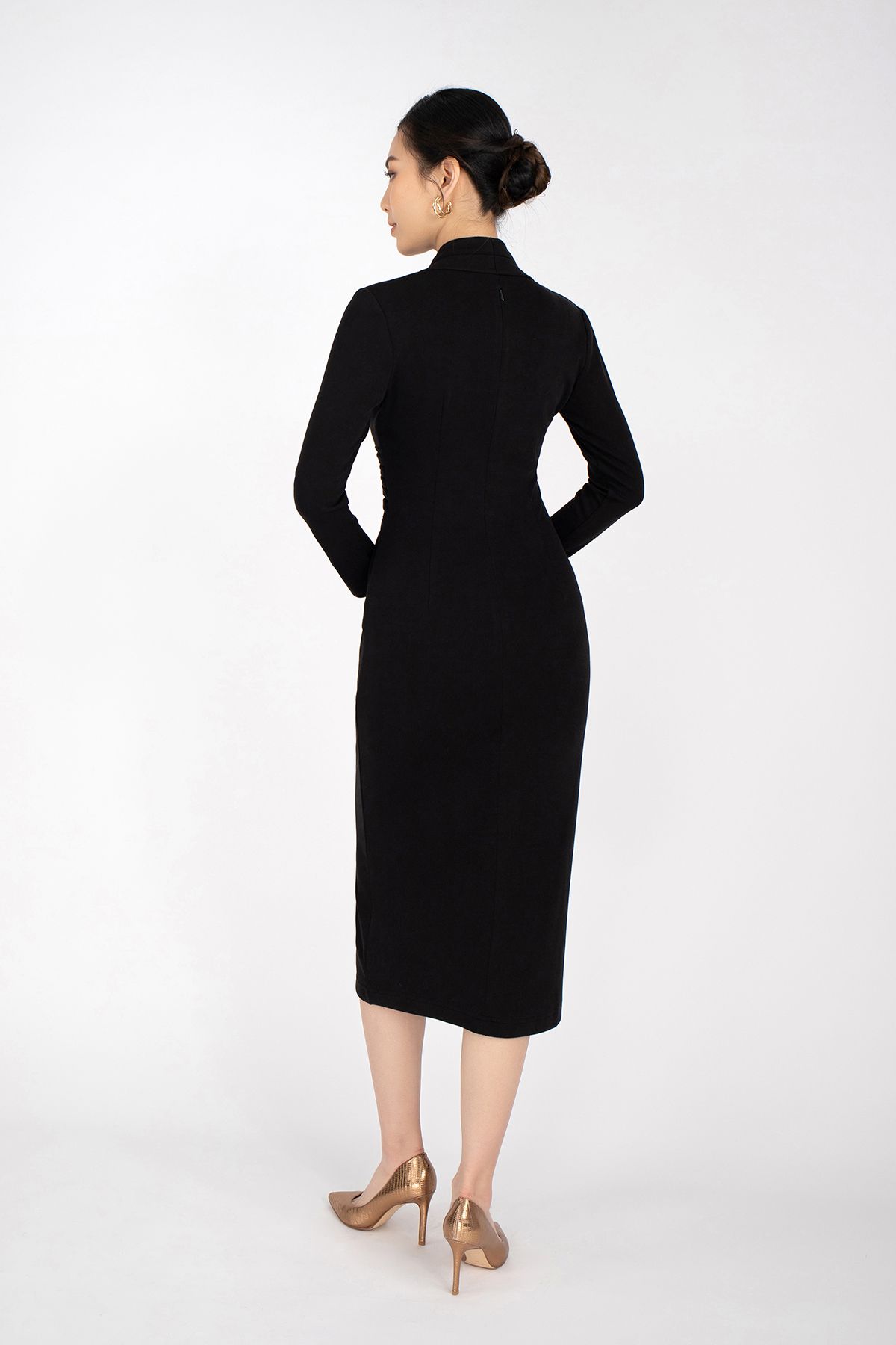 FDP92843 - Đầm dạo phố vải len dáng ôm vạt đổ xếp nếp - PANTIO