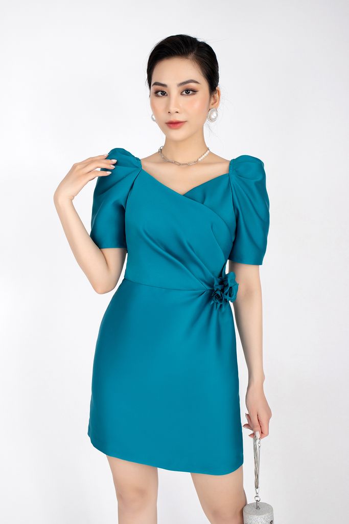 FDP92849 - Đầm dạo phố chất liệu tafta dáng chữ A xếp nếp, hoa 3D cài rời trên eo - PANTIO