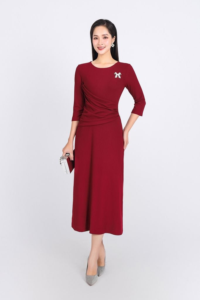 FDP93377 - Đầm dạo phố vải len cao cấp dáng suông cổ tròn kèm cài áo trang trí - PANTIO