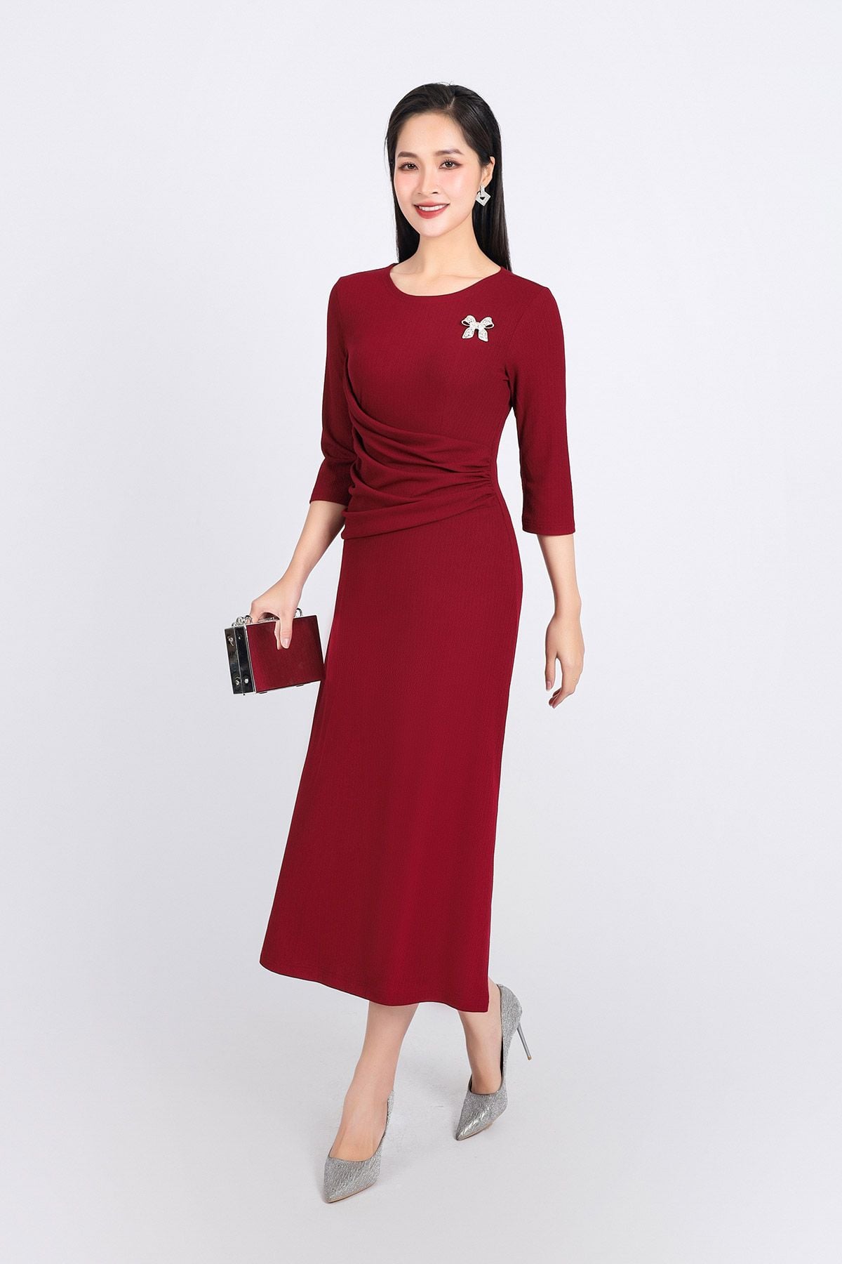 FDP93377 - Đầm dạo phố vải len cao cấp dáng suông cổ tròn kèm cài áo trang trí - PANTIO