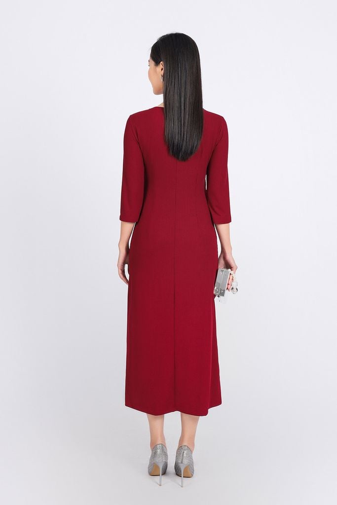 FDP93377 - Đầm dạo phố vải len cao cấp dáng suông cổ tròn kèm cài áo trang trí - PANTIO