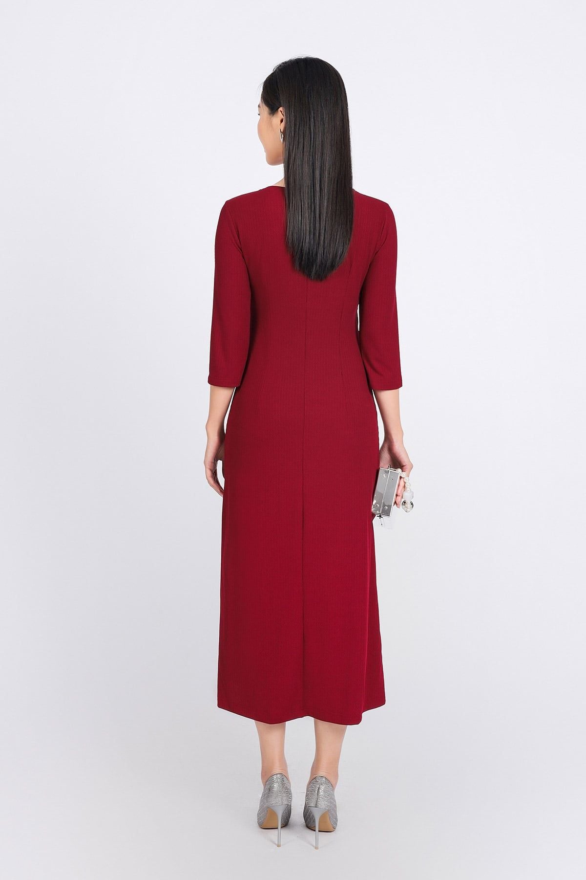 FDP93377 - Đầm dạo phố vải len cao cấp dáng suông cổ tròn kèm cài áo trang trí - PANTIO