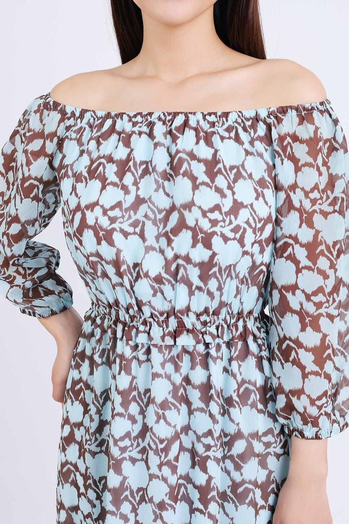 FDP93447 - Đầm dạo phố vải chiffon dáng suông hai lớp lót habutai kiểu trễ vai tay lỡ eo bo chun gấu váy xếp tầng tạo kiểu - PANTIO