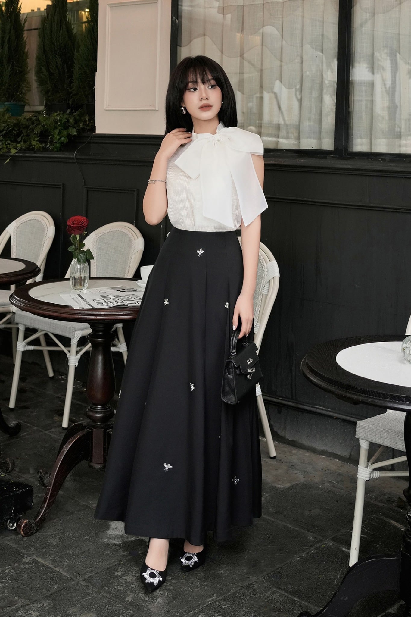 FJD91258 - Chân váy dài công sở vải tuyn dáng A thân váy đính ngọc tạo kiểu khoá thân sau - PANTIO