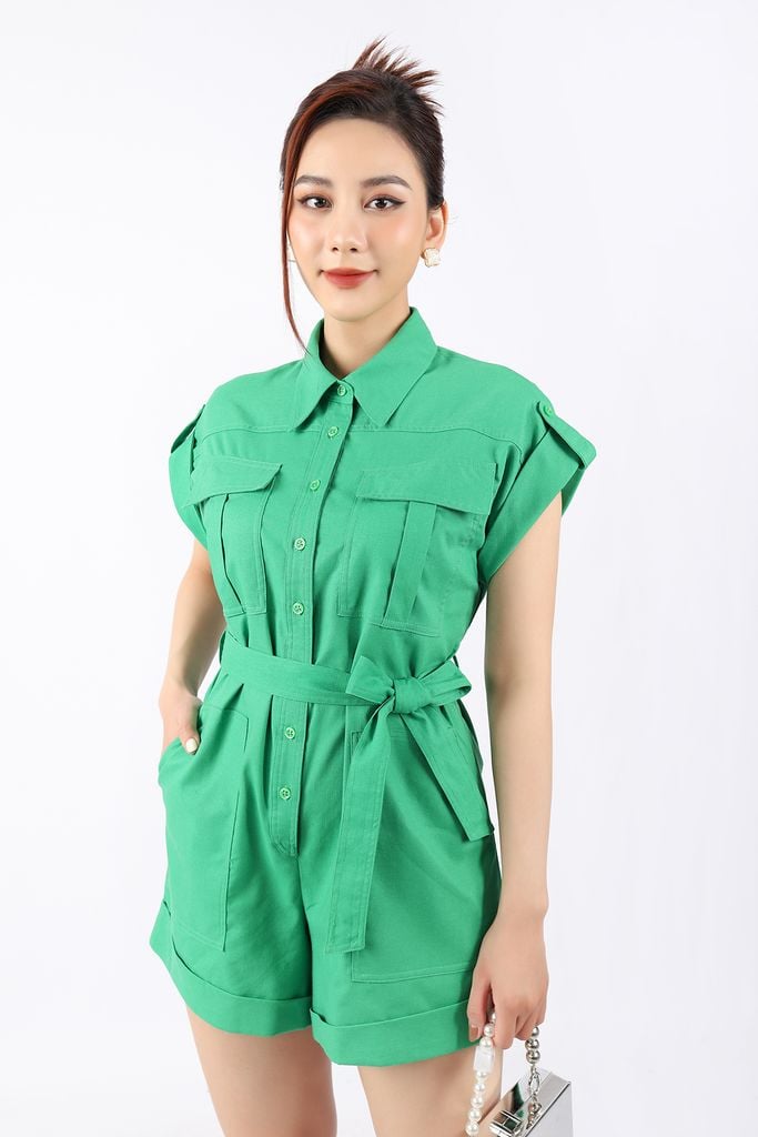 FJS1164 - Jumpsuit dạo phố vải linen dáng suông cổ đức vai chờm tay liền thân phối túi hộp kèm đai tạo kiểu - PANTIO