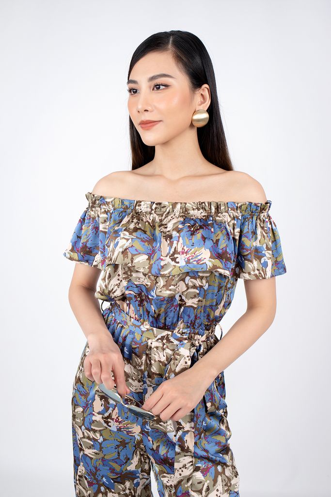 FJS3146 - Jumpsuit dạo phố vải lụa dáng ôm vai trễ đổ bèo eo chun kèm dây buộc nơ - PANTIO