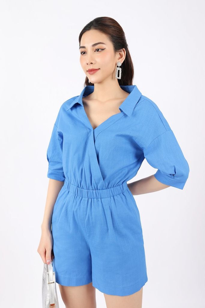 FJS3172 - Jumpsuit dạo phố vải linen dáng suông cổ kiểu vạt chồng chéo eo bo chun - PANTIO