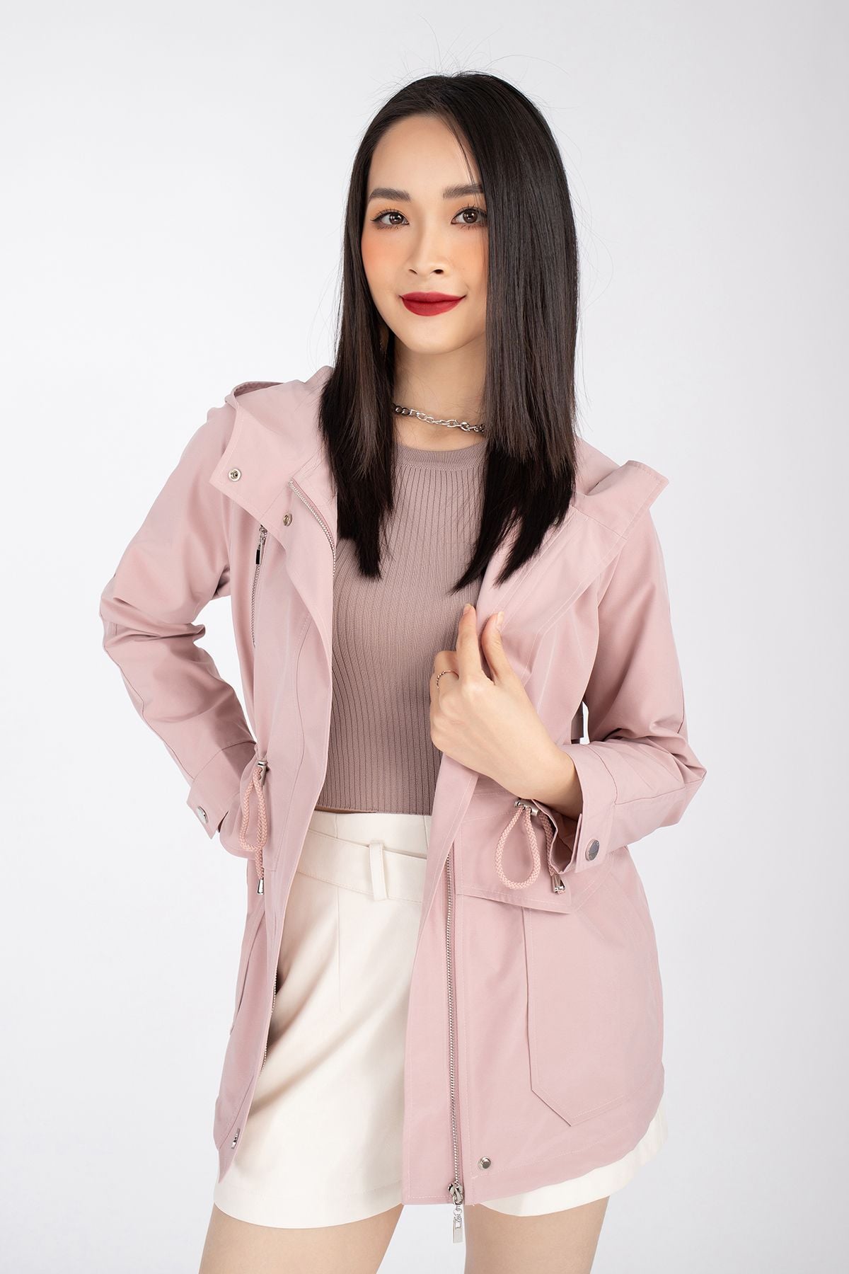 Áo khoác chất liệu vải gió có mũ, túi ốp dây rút eo FKM9638 - PANTIO