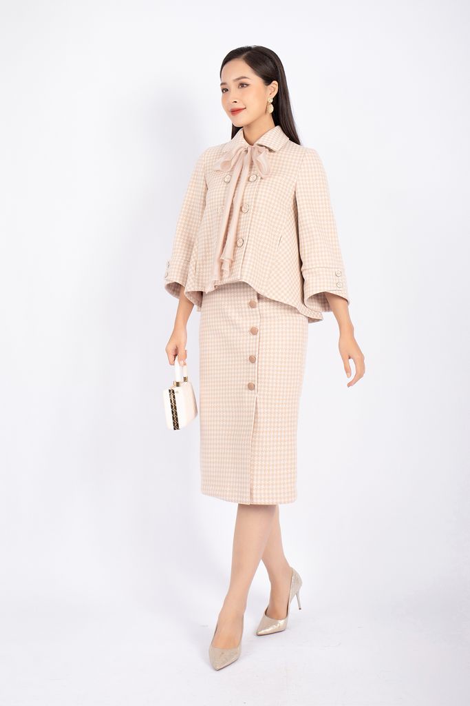 FKM9676 - Áo khoác công sở vải dạ dáng A cổ đức tay loe cài cúc phối vải tơ tạo nơ trang trí - PANTIO