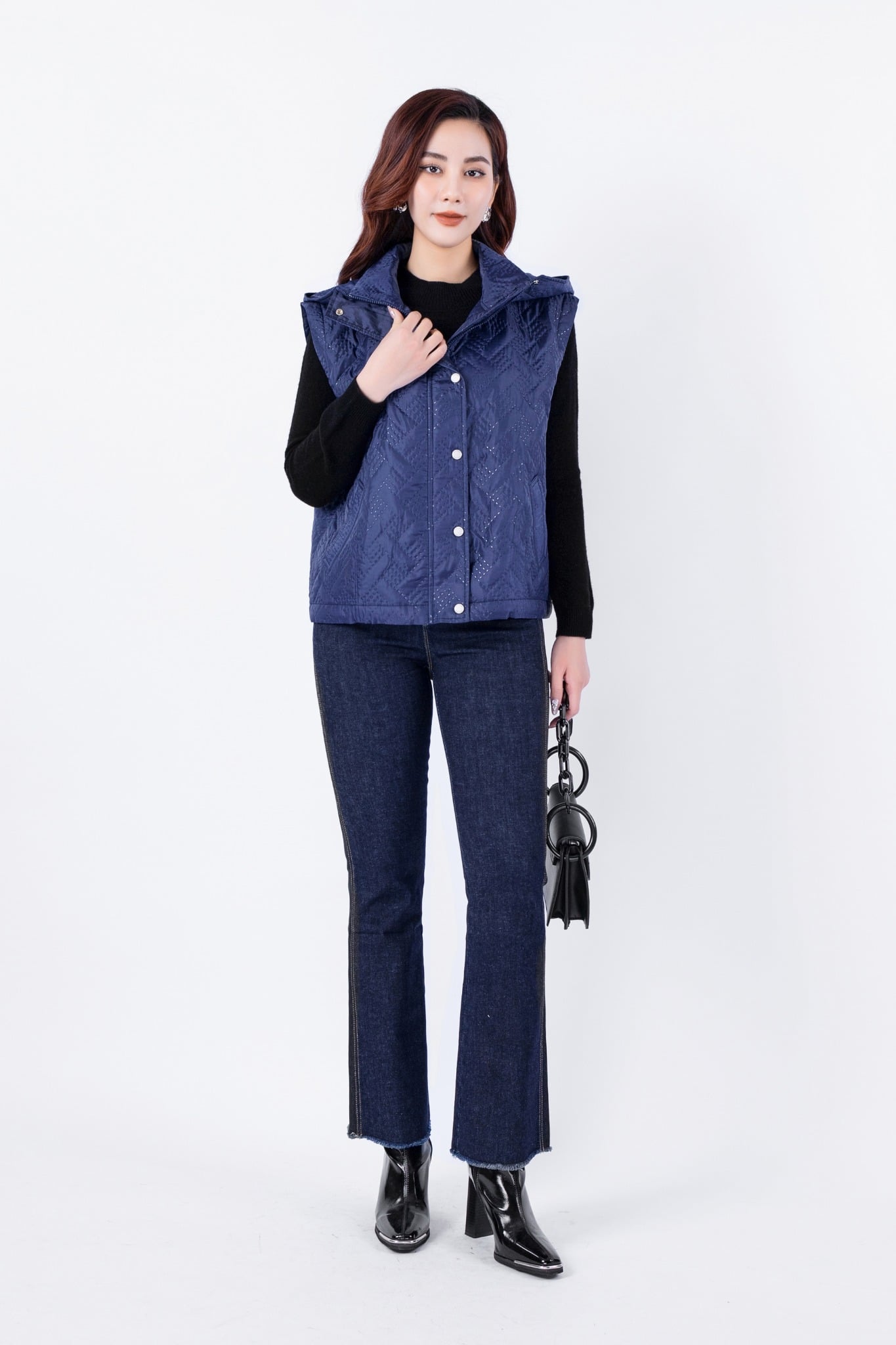 FKM9692 - Áo phao cao cấp vải gió trần bông dáng suông không tay có mũ phối túi hai bên thân ngực - PANTIO