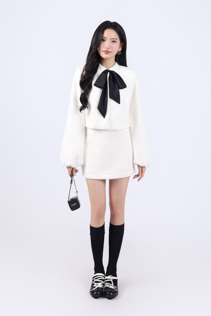 FKM9703 - Áo khoác dáng croptop vải dạ nhung cao cấp cổ thắt dây nơ tay áo ống rộng tạo kiểu cài khuy thân trước - JAN.