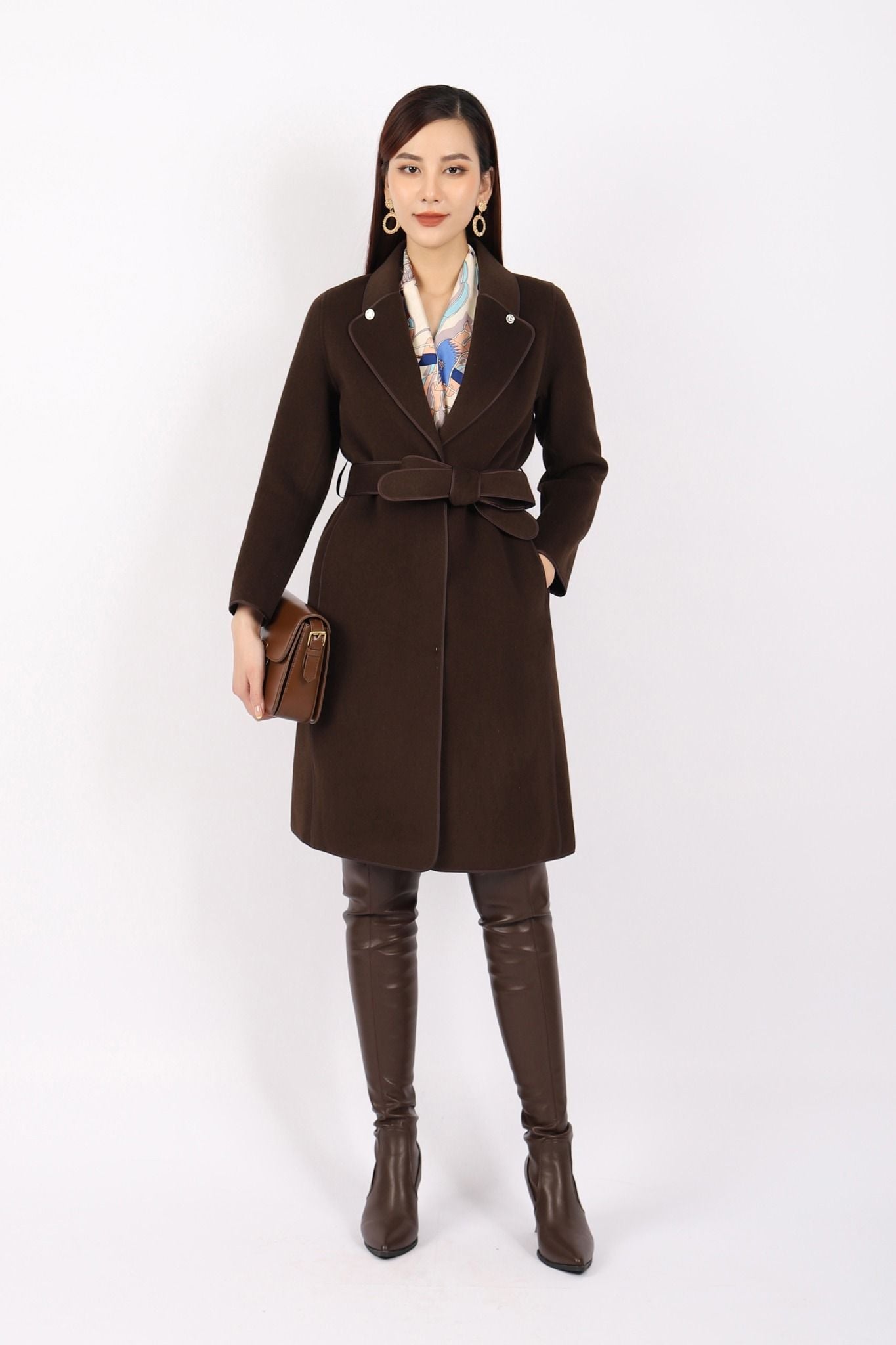 FMO250 - Áo mangto dạ lông cừu cao cấp dáng suông cổ hai ve phối khuy trang trí kèm đai tạo kiểu - PANTIO