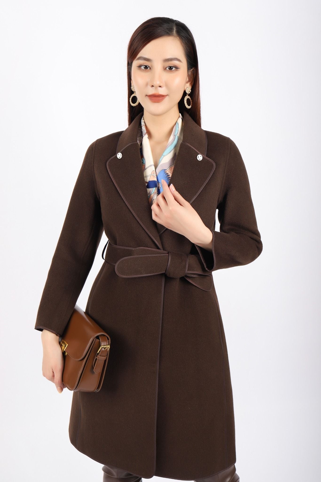 FMO250 - Áo mangto dạ lông cừu cao cấp dáng suông cổ hai ve phối khuy trang trí kèm đai tạo kiểu - PANTIO