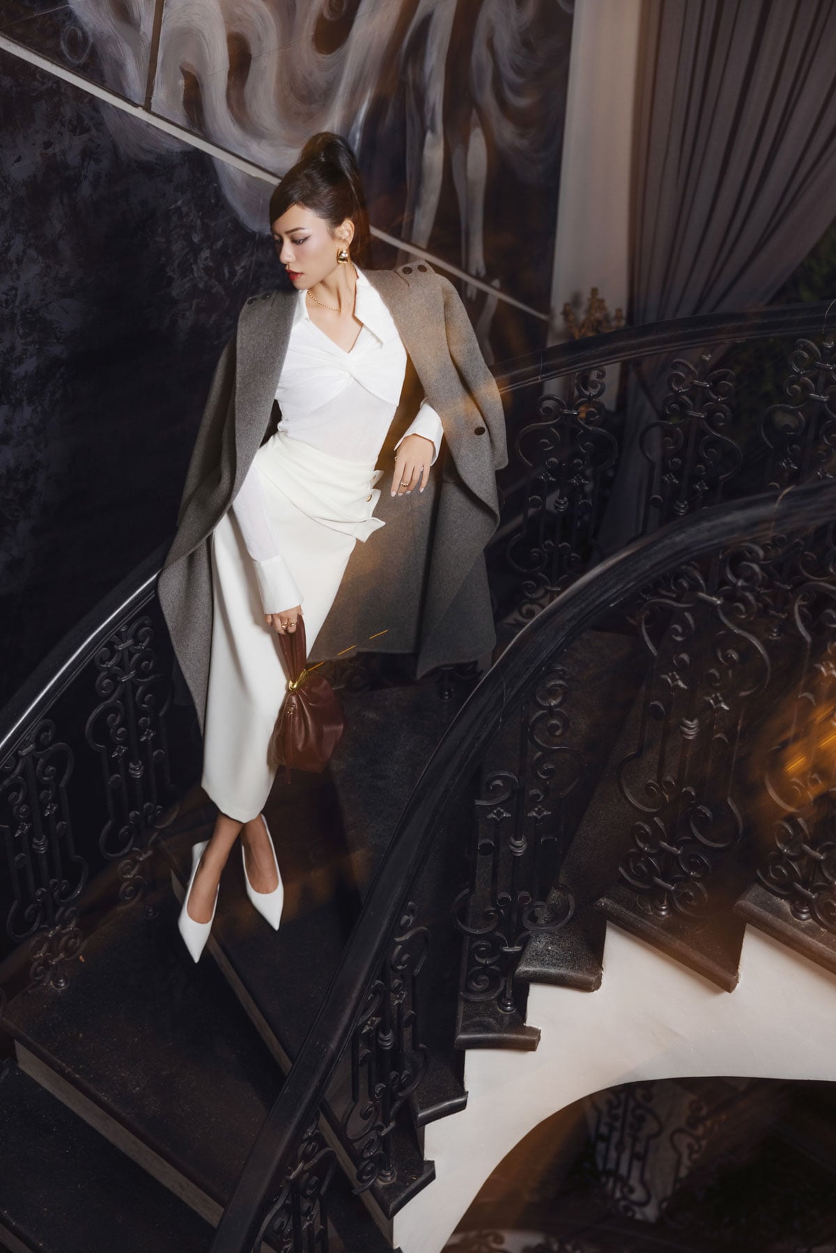 FMO251 - Áo mangto dạ lông cừu cao cấp dáng suông cổ bẻ ve to phối khuy trang trí kèm đai tạo kiểu - PANTIO