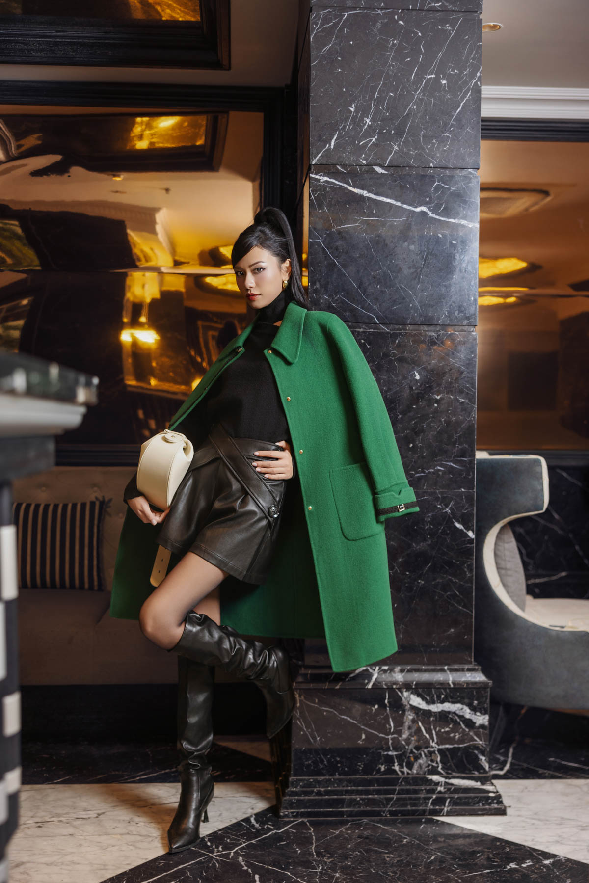 FMO252 - Áo mangto dạ lông cừu cao cấp dáng suông cổ bẻ ve to thân phối dây ren tạo kiểu - PANTIO