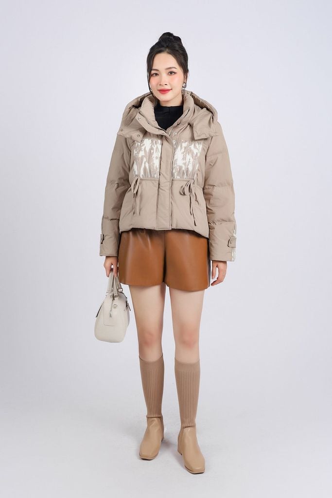 FMV060 - Áo phao lông vũ cao cấp dáng suông ngắn có mũ eo phối dây rút thân áo hoạ tiết thời trang - PANTIO