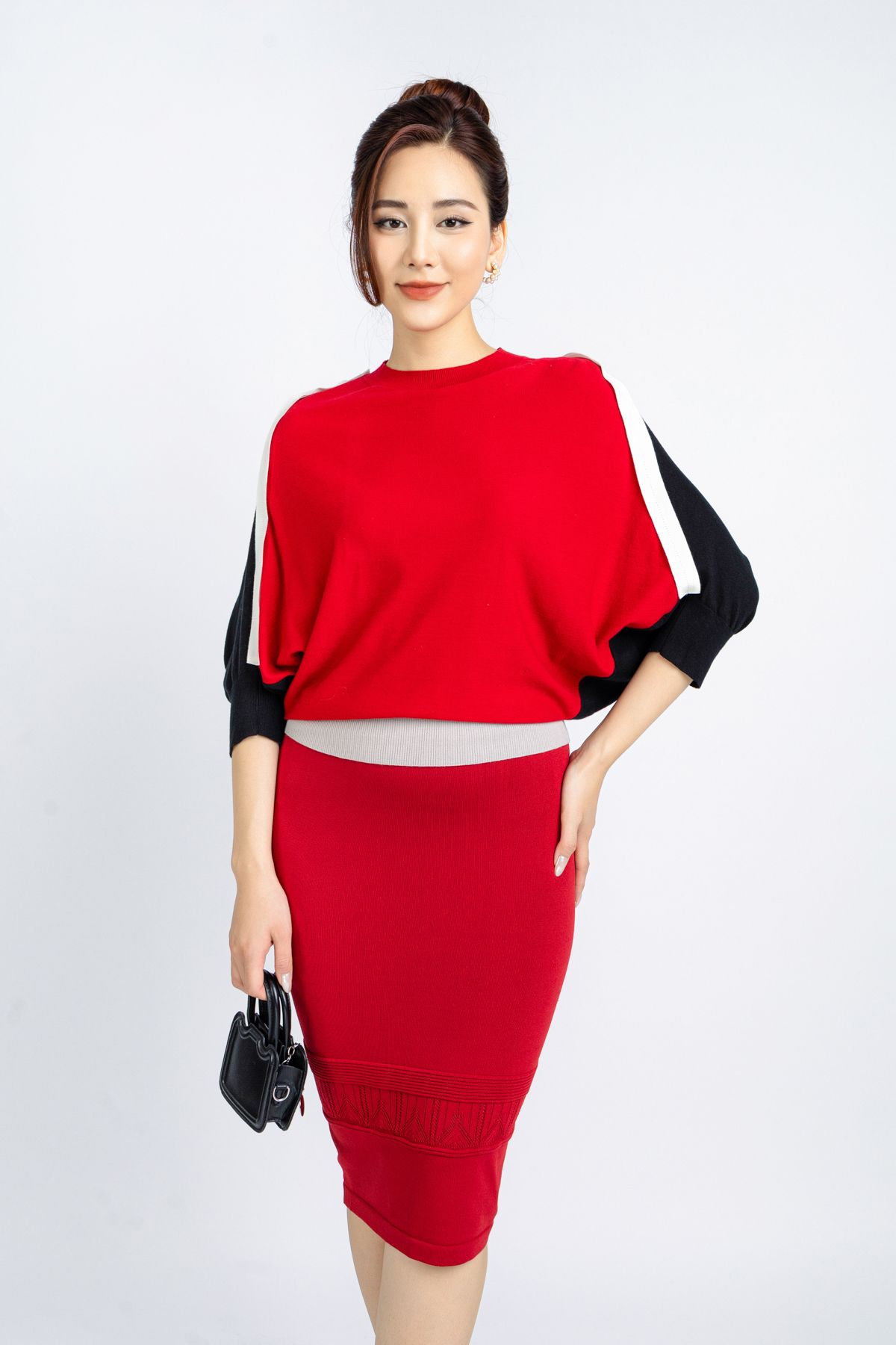 FOL-020 - Áo len cao cấp công sở dáng suông bo gấu cổ tròn tay cánh rơi vạt dệt phối màu tạo kiểu - PANTIO