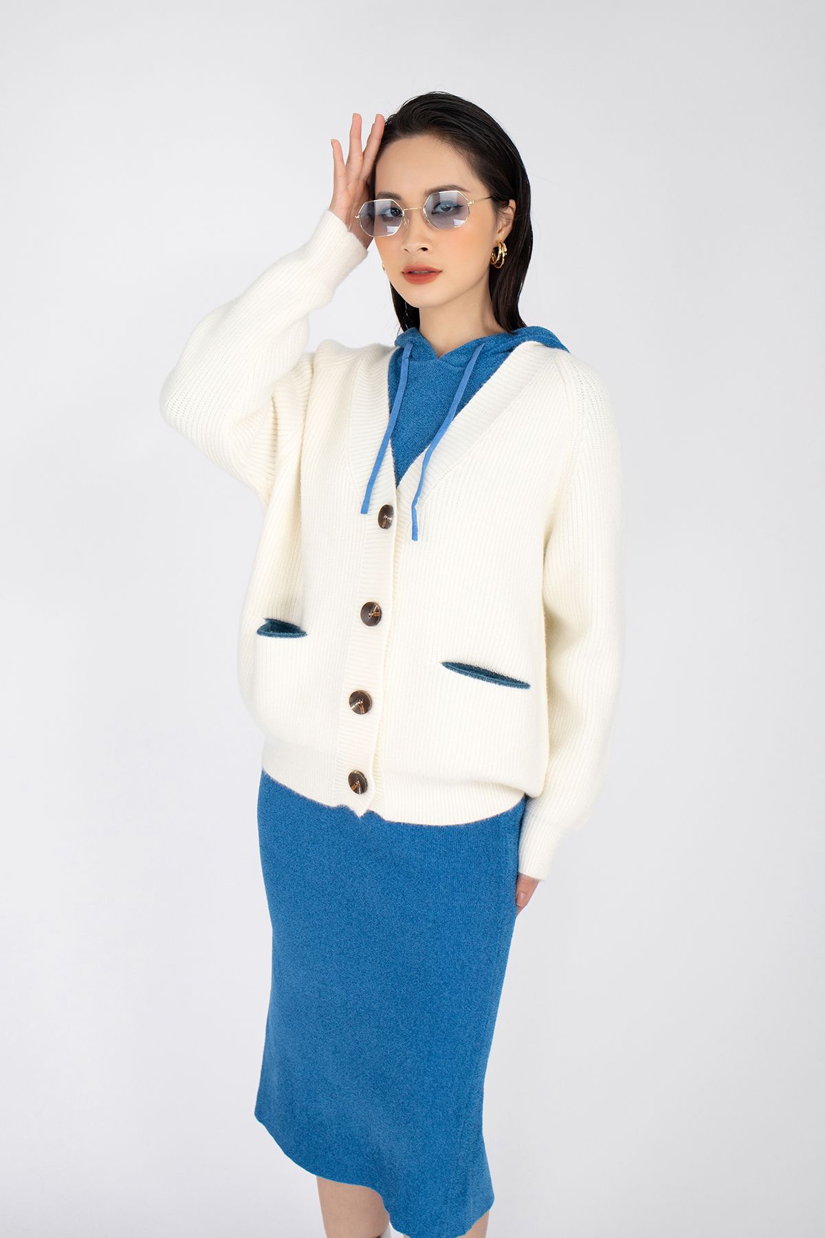 Áo len dáng Bomber ngắn, cúc cài dài tay có túi FOL235 - PANTIO