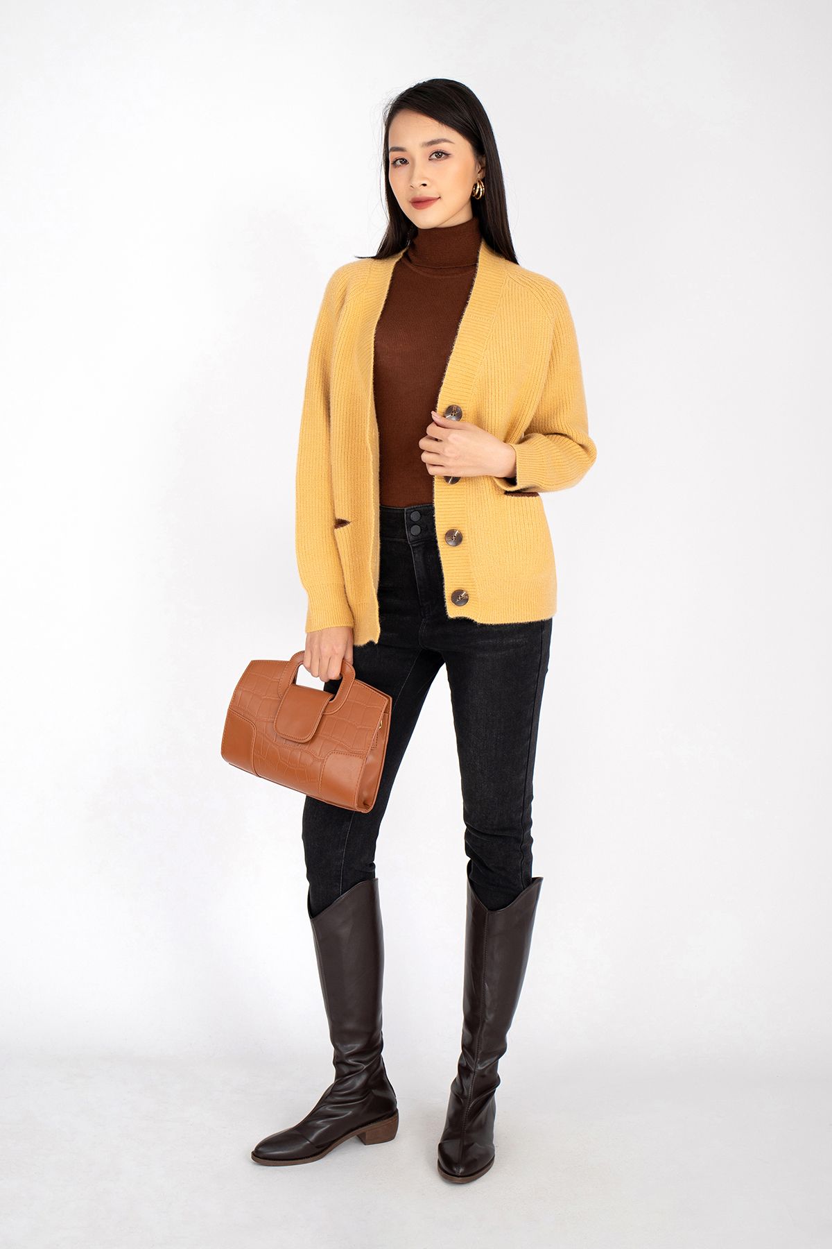 Áo len dáng Bomber ngắn, cúc cài dài tay có túi FOL235 - PANTIO