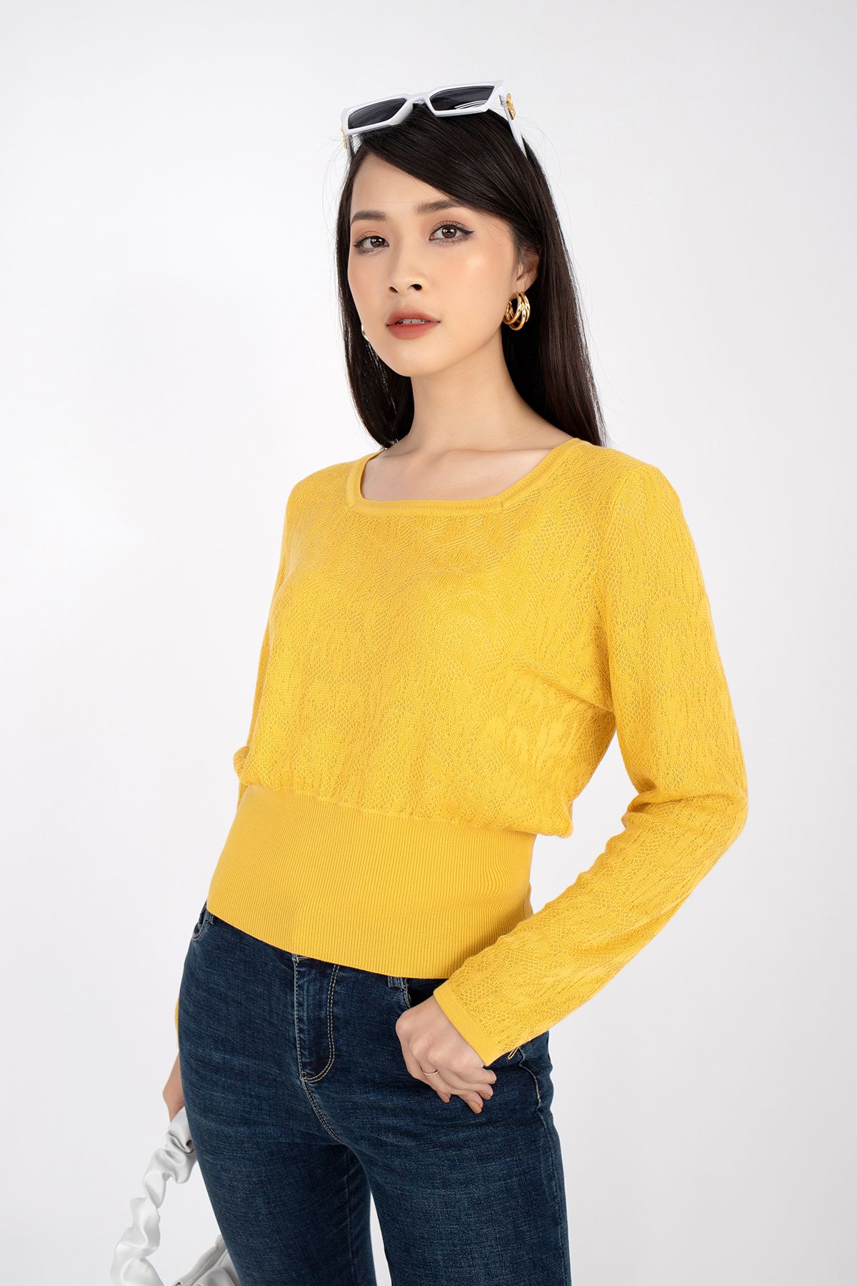 FOL240 - Áo len cổ vuông dài tay - PANTIO