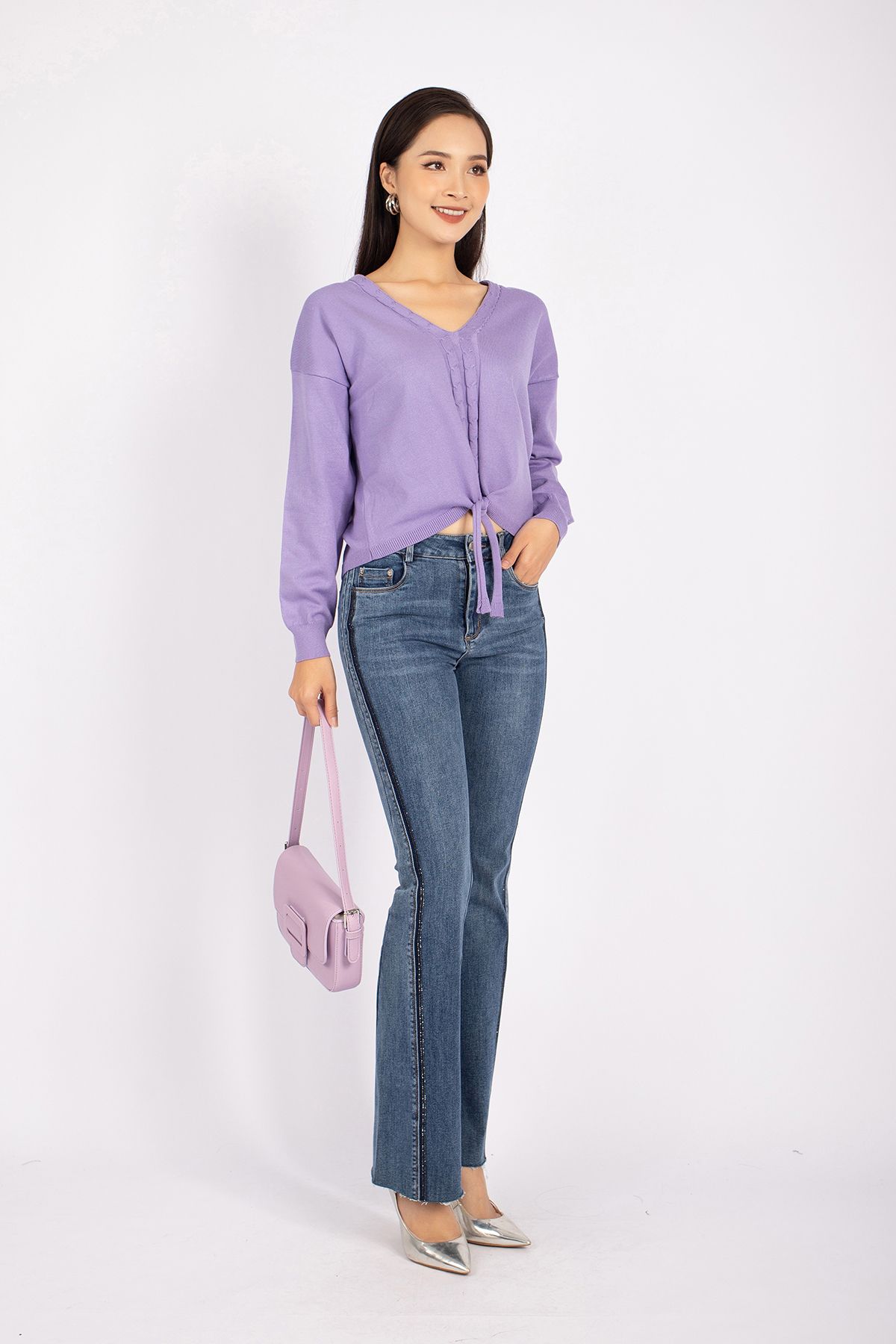 FOL245 - Áo len cao cấp dạo phố dáng suông cổ V cạp buộc dây tạo kiểu - PANTIO