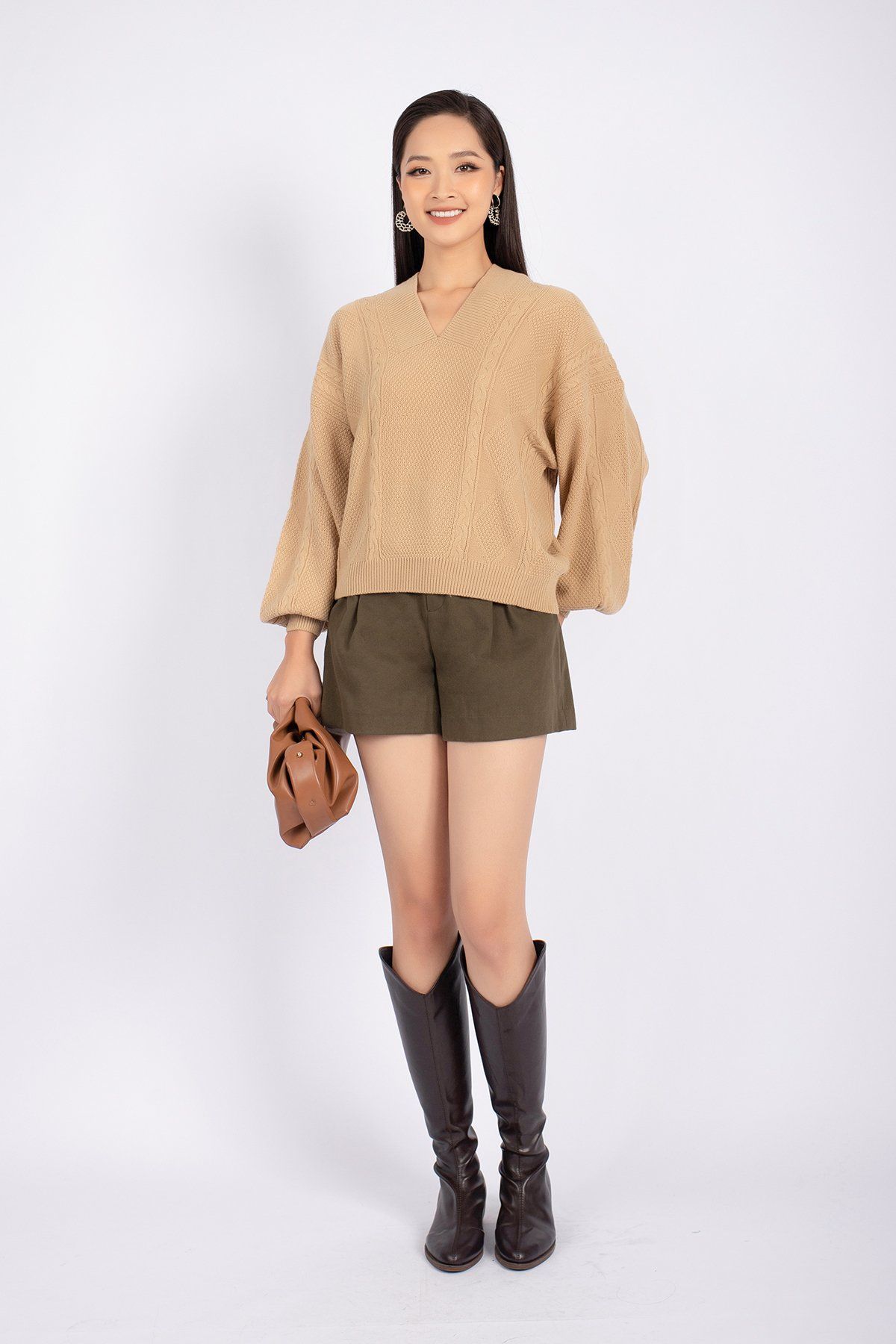 FOL249 - Áo len cao cấp dáng rộng cổ V vai chờm tay cánh rơi - PANTIO