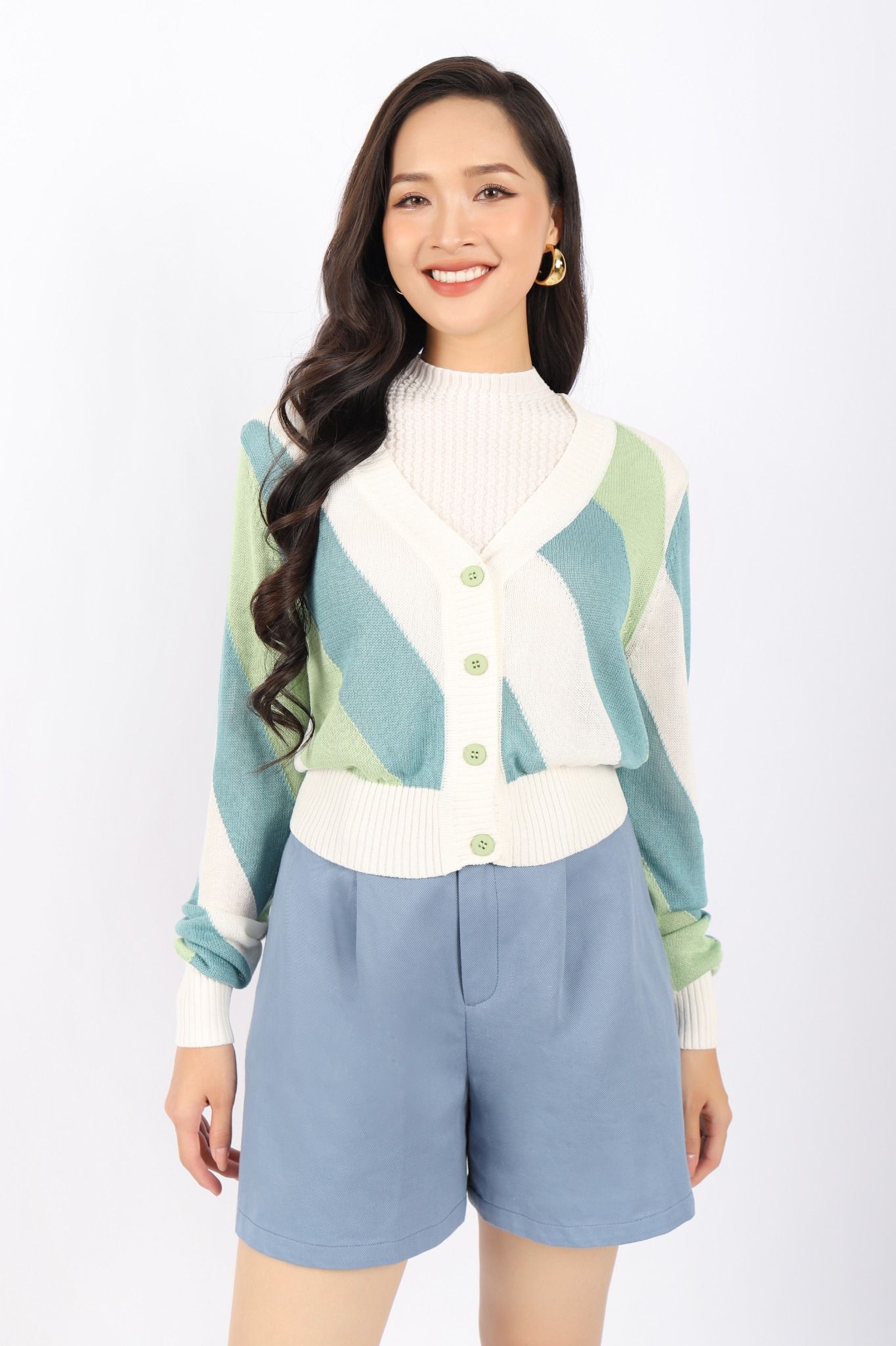 FOL372 - Áo len cardigan cao cấp dáng rộng cổ V tay dài cài cúc màu sắc trang trí - PANTIO