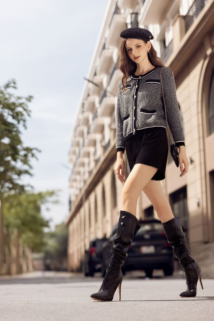 FOL407 - Áo len thời trang cao cấp dáng suông cổ tròn có túi áo cài khuy thân trước - PANTIO