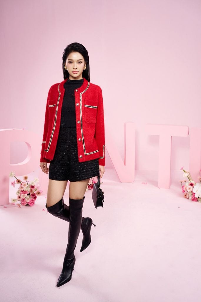 FQN7377 - Quần short vải dạ len dáng suông hai bên quần có túi đính khuy đá cao cấp - PANTIO