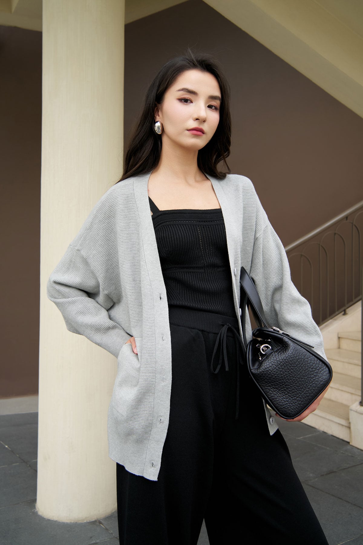 FOL450 - Áo len Cardigan cao cấp cổ chữ V có túi áo cài khuy thân trước - PANTIO