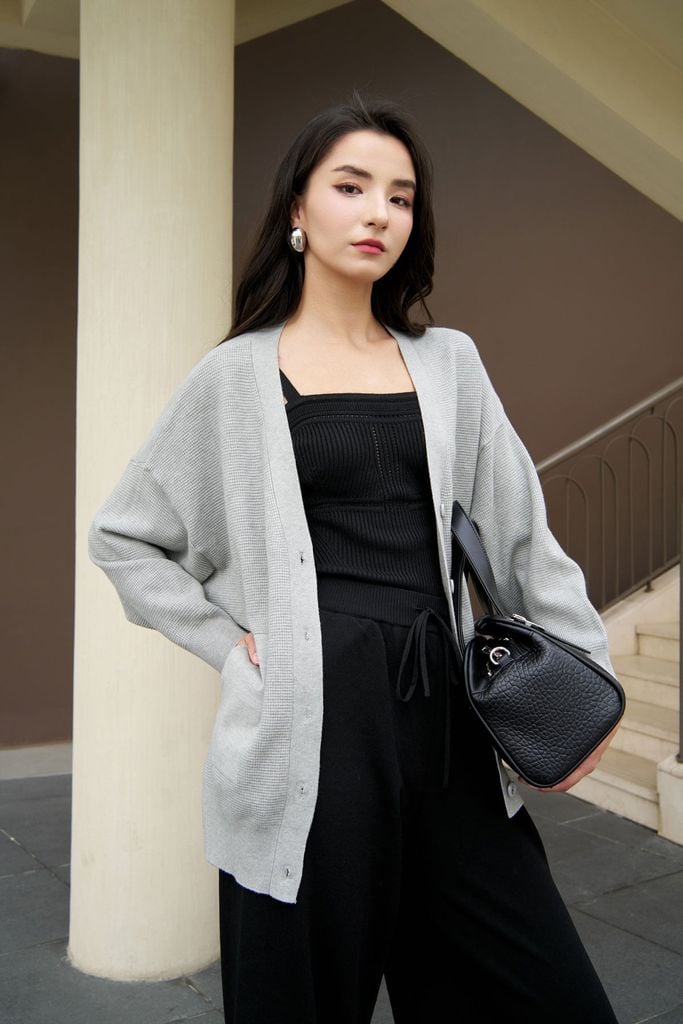 FOL450 - Áo len Cardigan cao cấp cổ chữ V có túi áo cài khuy thân trước - PANTIO