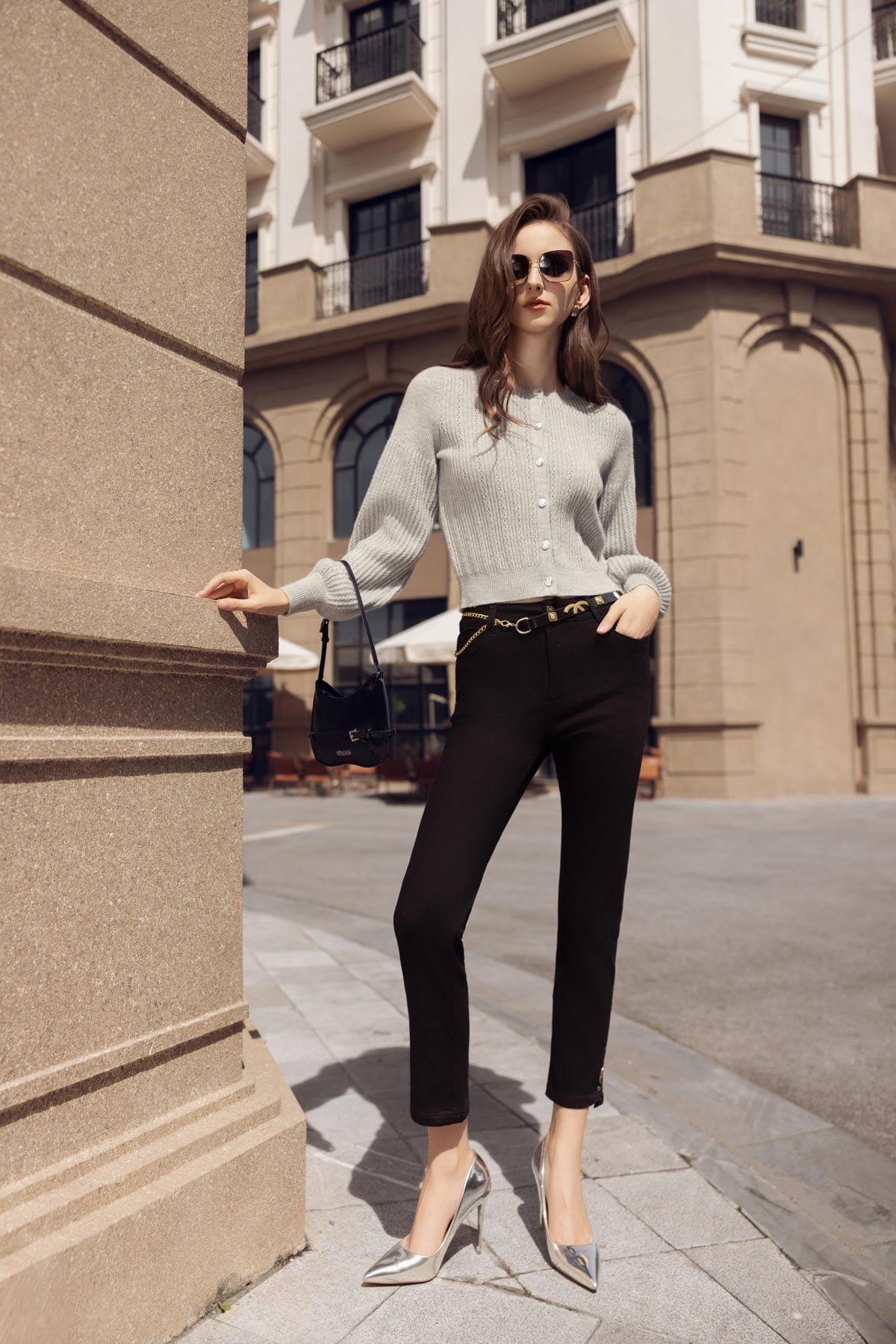 FOL462 - Áo len thời trang cao cấp cổ tròn tay bồng nhẹ bo gấu cài khuy thân trước - PANTIO