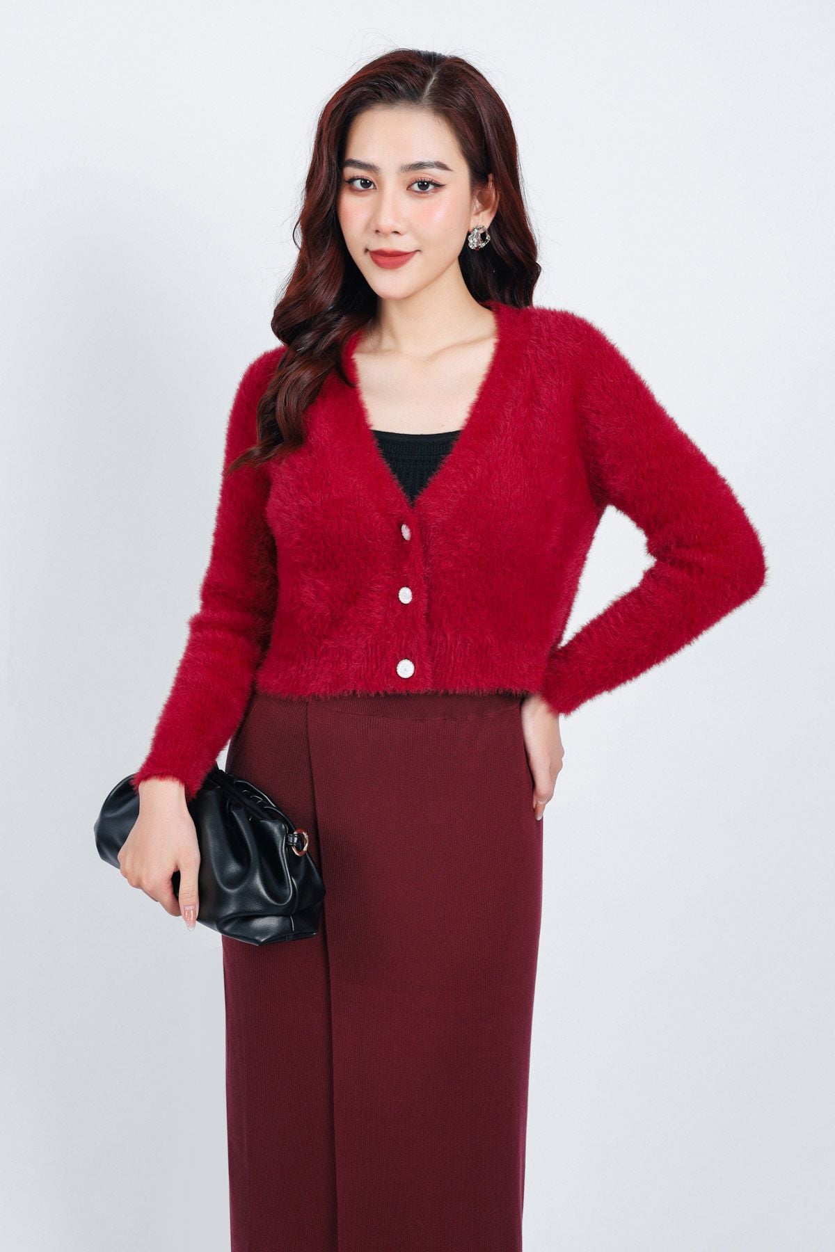 FOL465 - Áo khoác len lông mềm thời trang cao cấp dáng ôm cổ xẻ V cài khuy trước - PANTIO