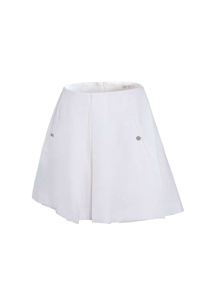 FQN9382 - Quần short dáng A, túi cơi giả đính cúc, khóa thân sau, cạp liền, ly súp to thân trước giả váy - JAN.