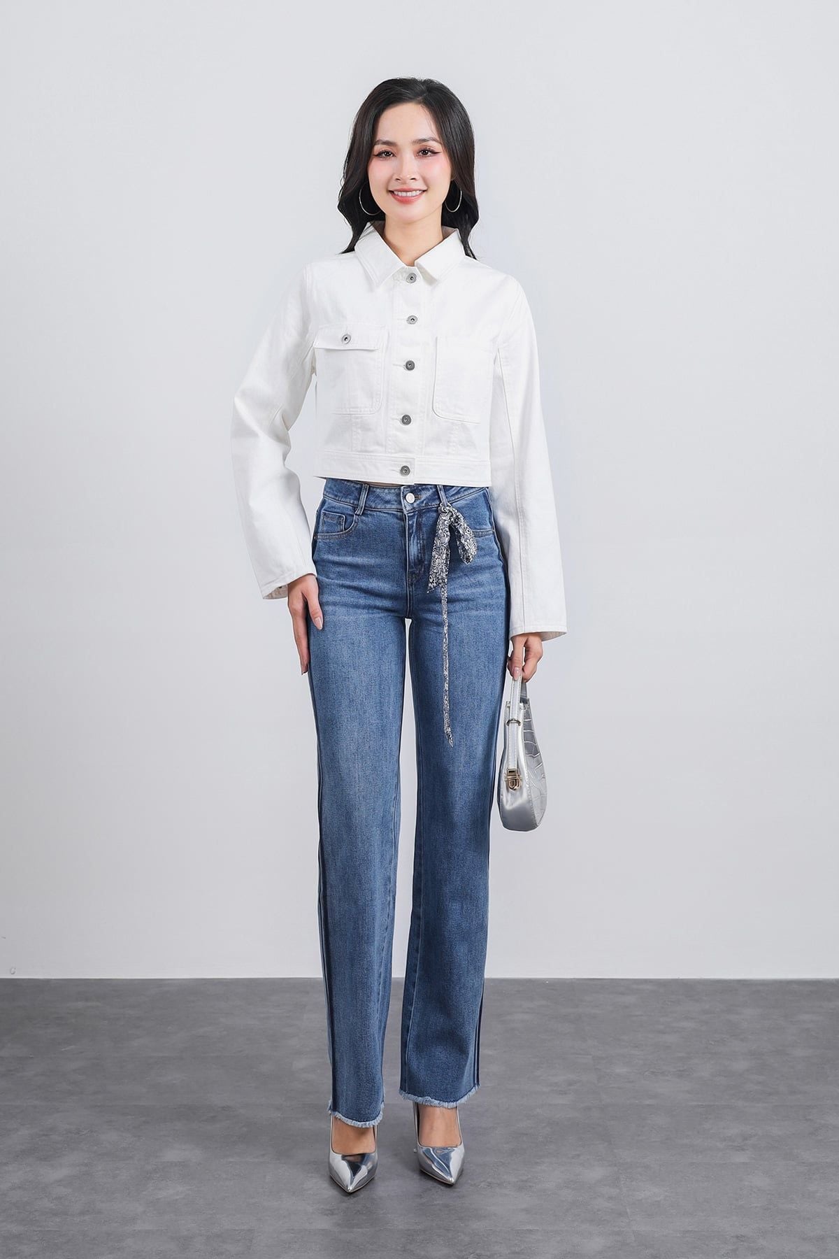 FQB121 - Quần jean dạo phố vải denim dáng suông ống đứng rút tua rua pha sọc vải đen - PANTIO