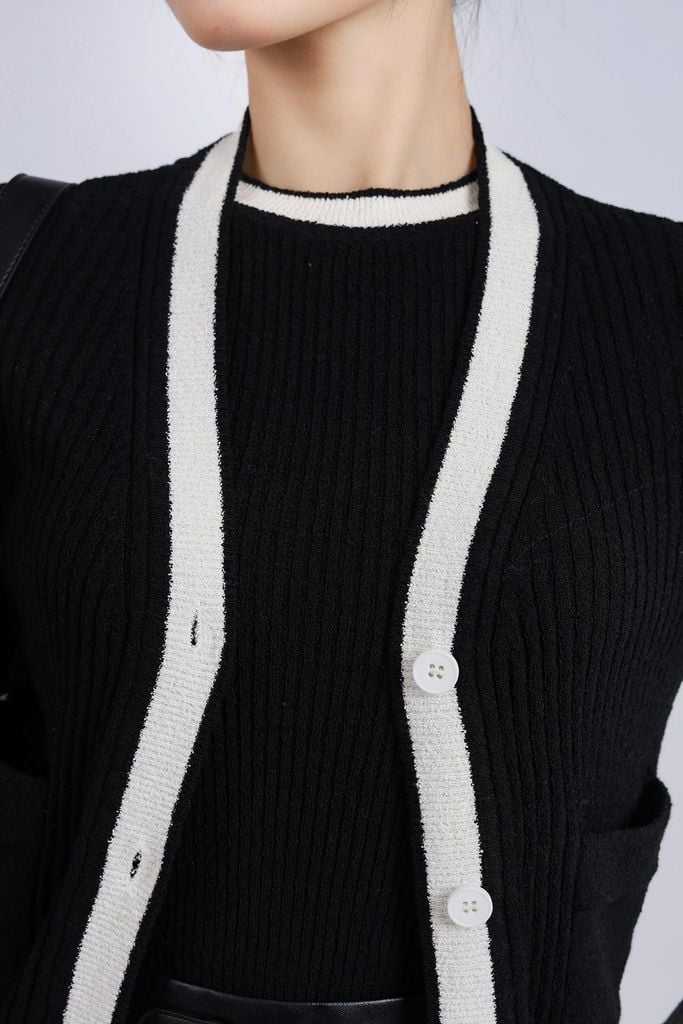 BKL415 - Áo khoác len thời trang cao cấp dáng ôm cài khuy thân trước - PANTIO