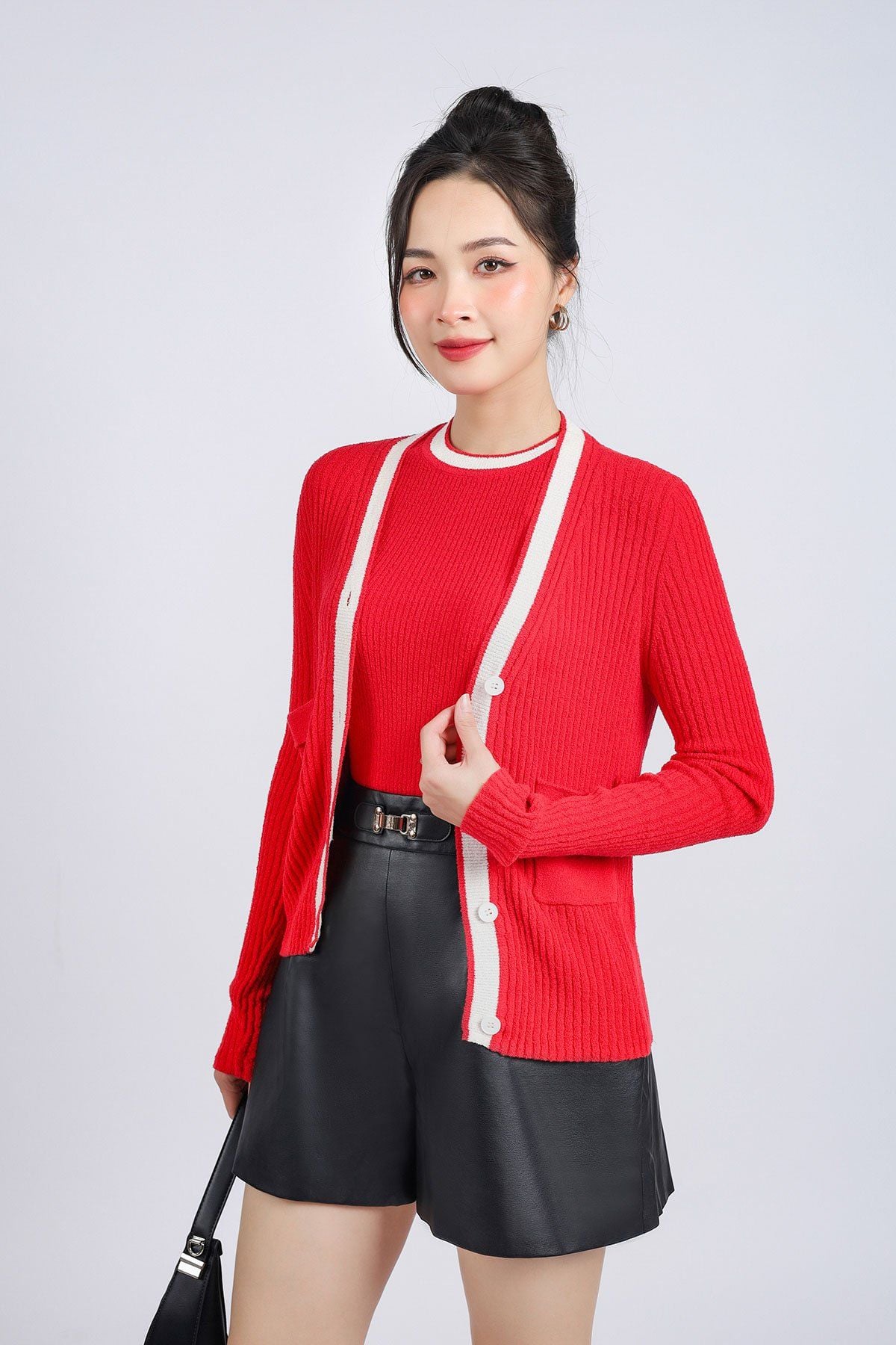 BKL415 - Áo khoác len thời trang cao cấp dáng ôm cài khuy thân trước - PANTIO