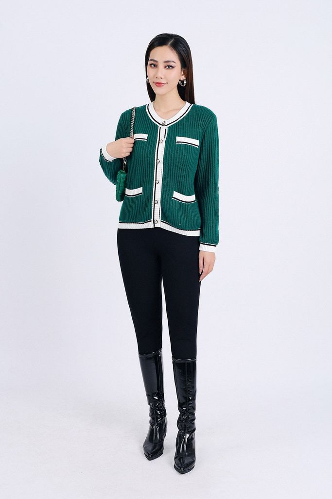 FOL407 - Áo len thời trang cao cấp dáng suông cổ tròn có túi áo cài khuy thân trước - PANTIO