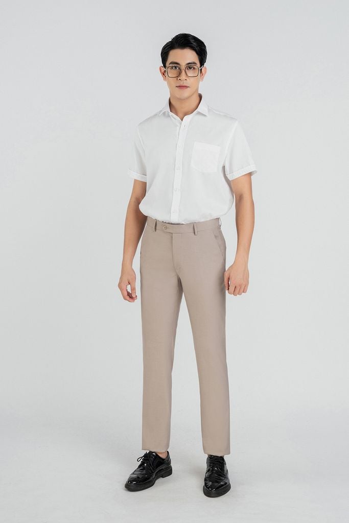 MSO3067 - Áo sơ mi nam vải trơn màu có túi ngực trái form Regular Fit kiểu dáng ngắn tay - PANTIO