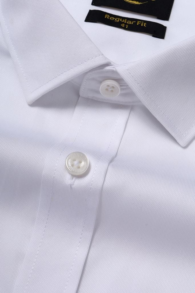 MSO3067 - Áo sơ mi nam vải trơn màu có túi ngực trái form Regular Fit kiểu dáng ngắn tay - PANTIO