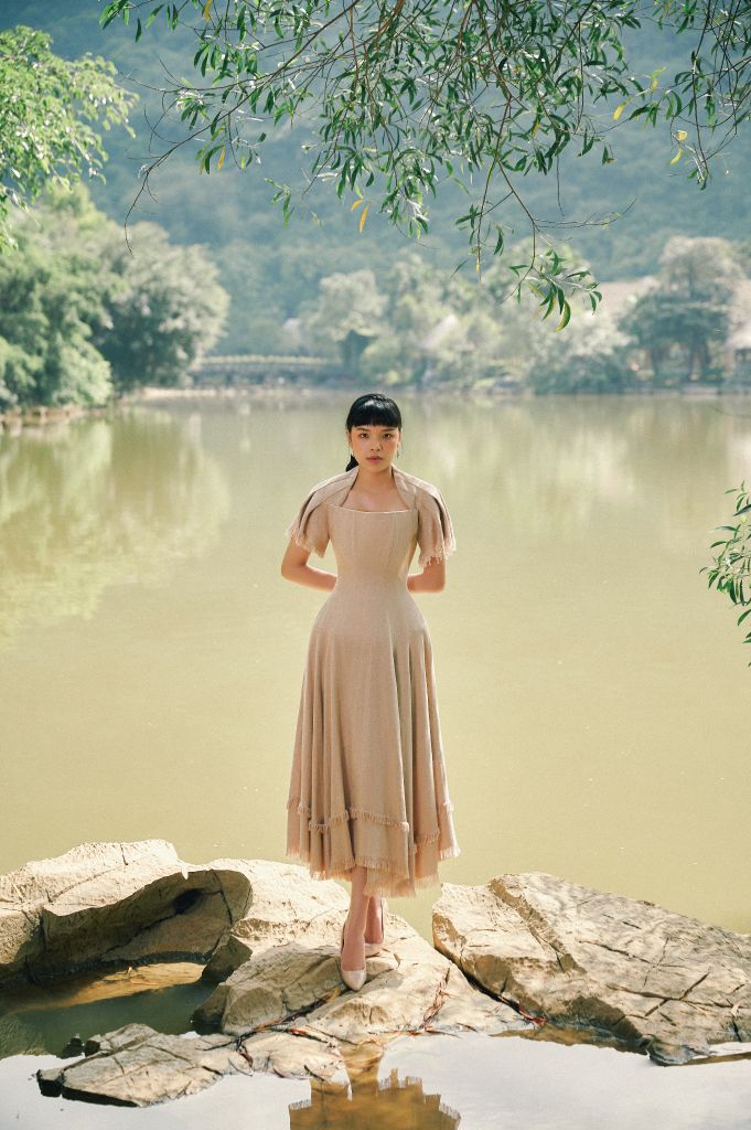 Đầm nữ linen dáng xòe