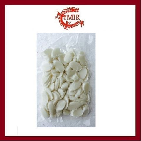  Bánh gạo cắt lát nấu canh 