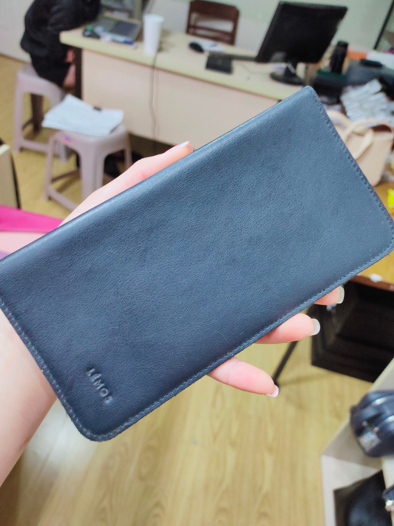  SIMWALL- Ví nữ da thật dáng slim mềm mịn màu navy- HZ25-71 